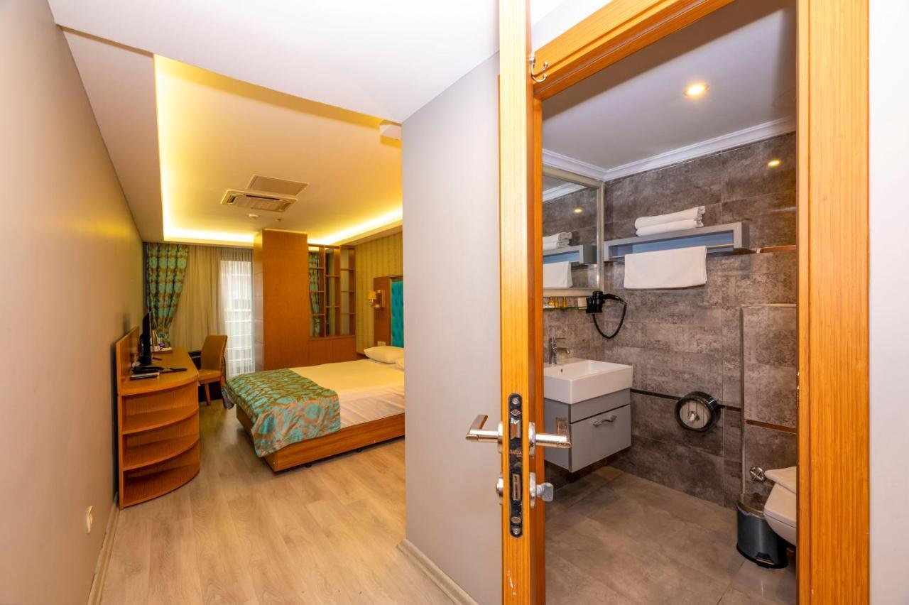 איסטמבול Grand Palace Hotel מראה חיצוני תמונה